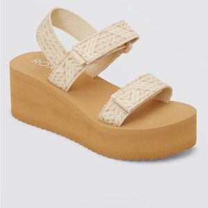 Roxy Beige and Light Brown Platform Sandals